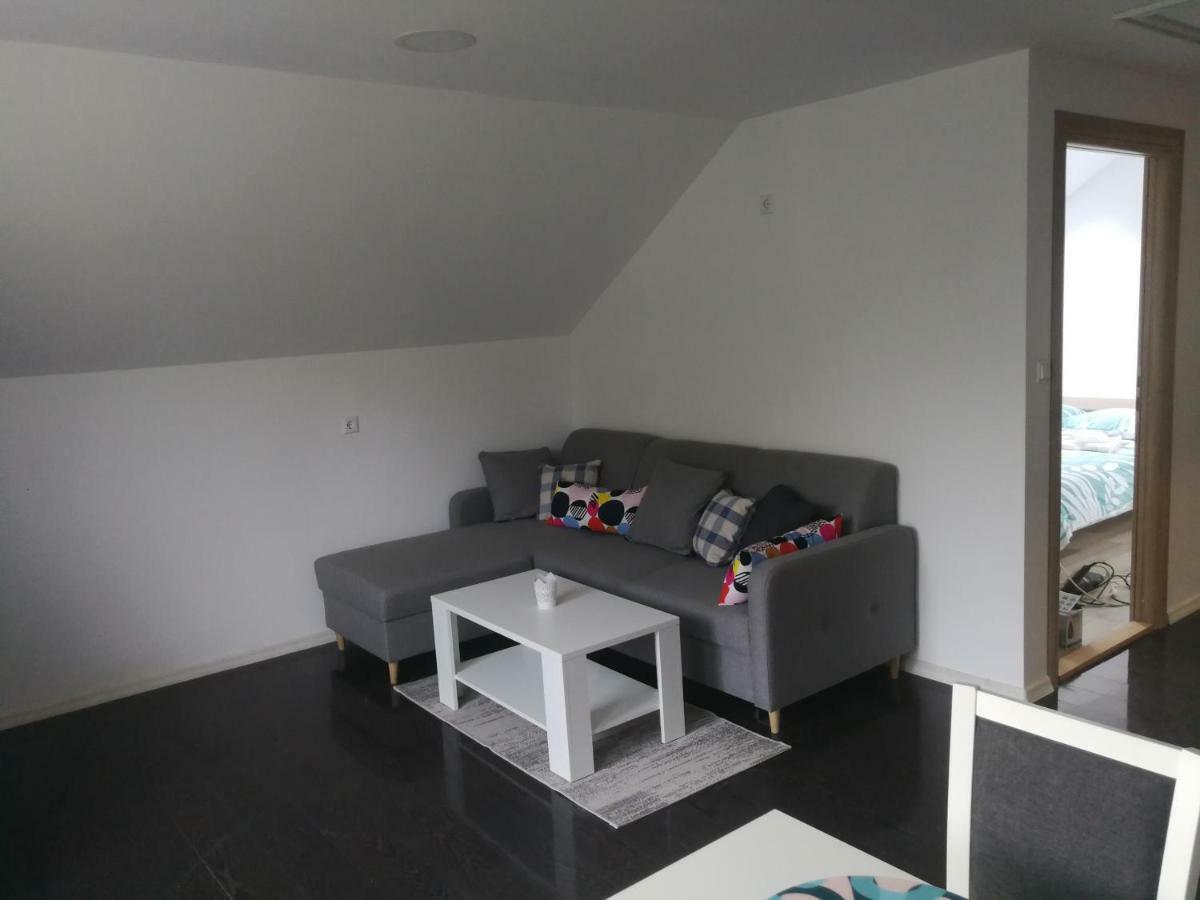 New Apartment Near Plitvice Lakes 스몰리야나크 외부 사진