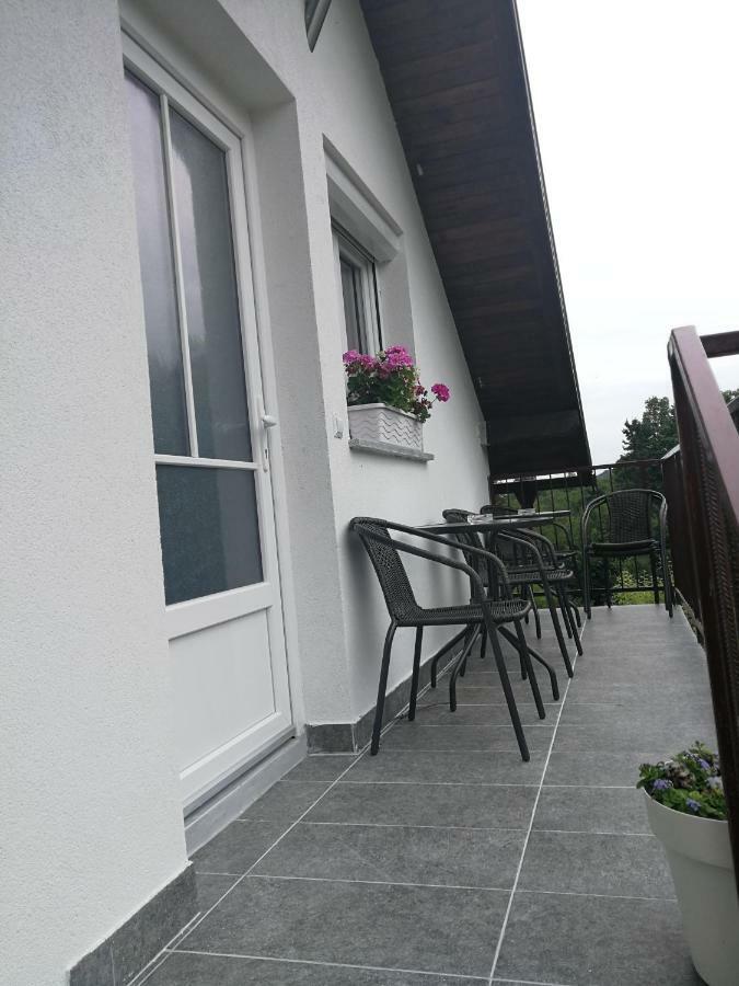 New Apartment Near Plitvice Lakes 스몰리야나크 외부 사진