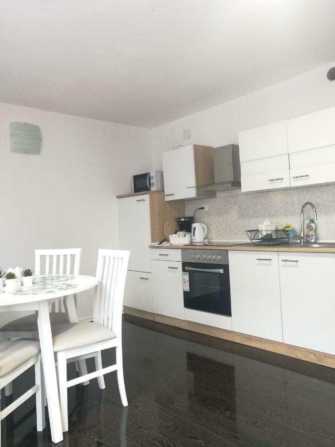 New Apartment Near Plitvice Lakes 스몰리야나크 외부 사진